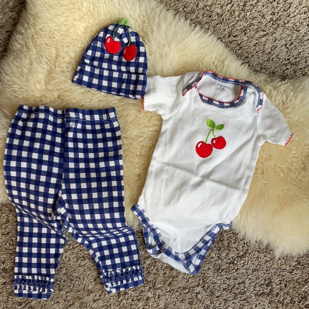 Gerber cherry set blue gingham with hat 3-6 months